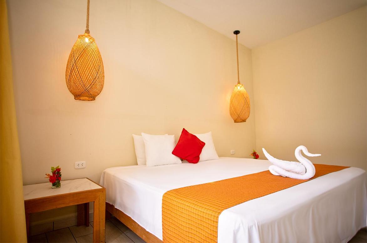 Irapay Amazon Lodge - Asociado Casa Andina 伊基托斯 外观 照片